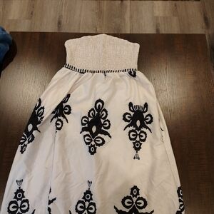Elegant Strapless Black and White Dress